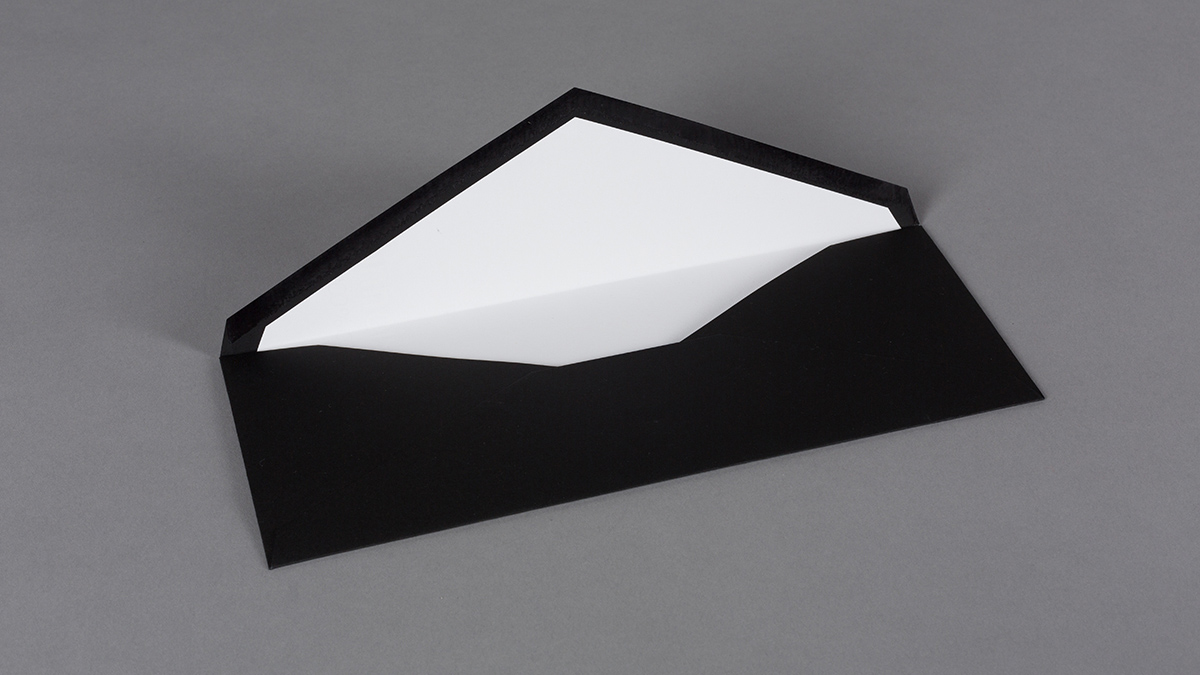 Envelope extra-large.