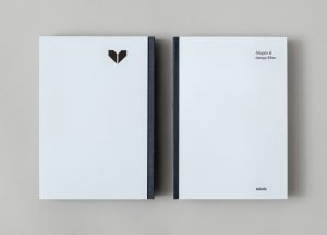 Agenda con encuadernación holandesa